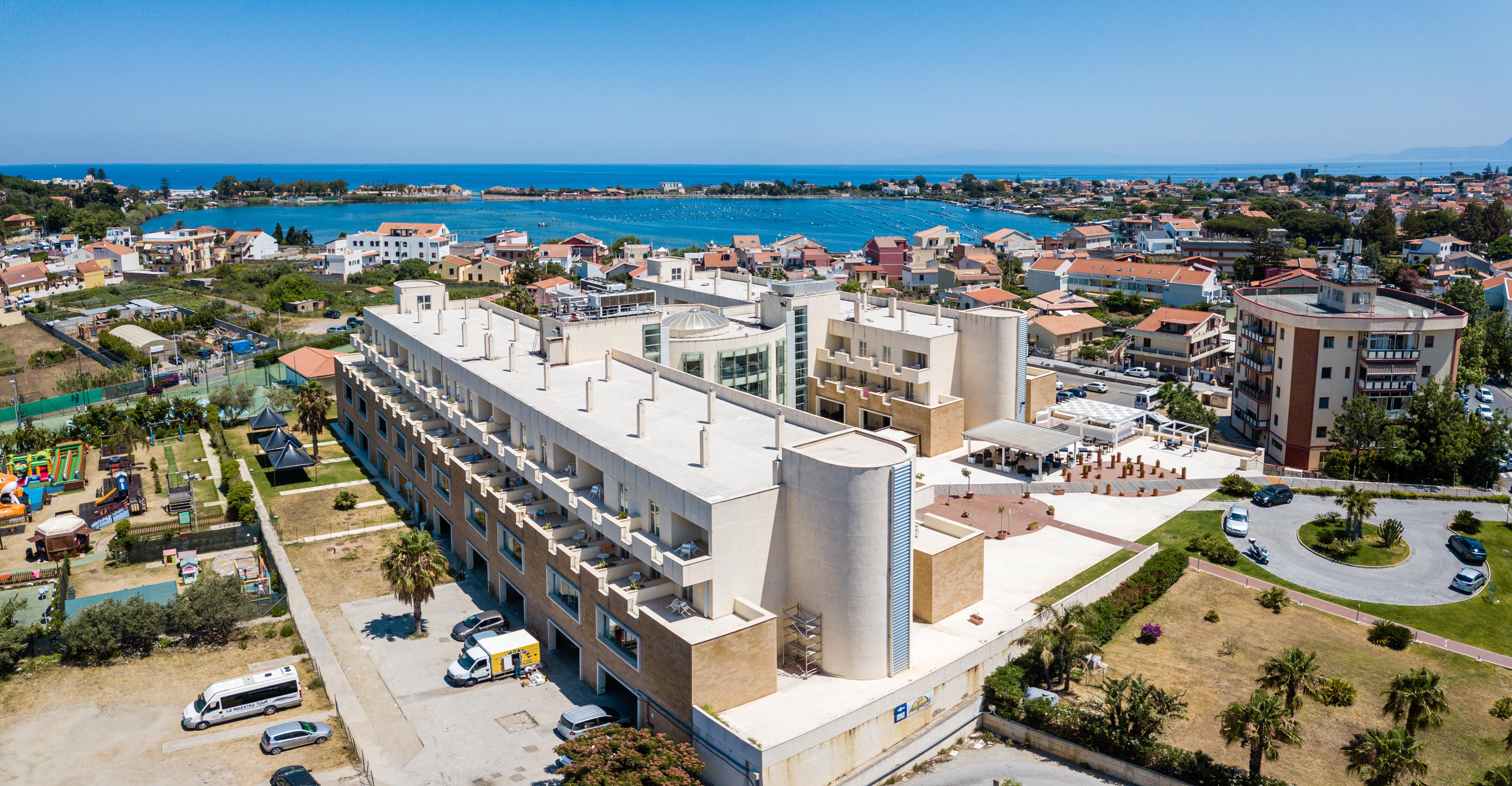 Capo Peloro Hotel (Adults Only) Торре-Фаро Экстерьер фото