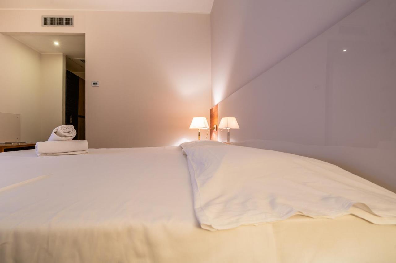 Capo Peloro Hotel (Adults Only) Торре-Фаро Экстерьер фото